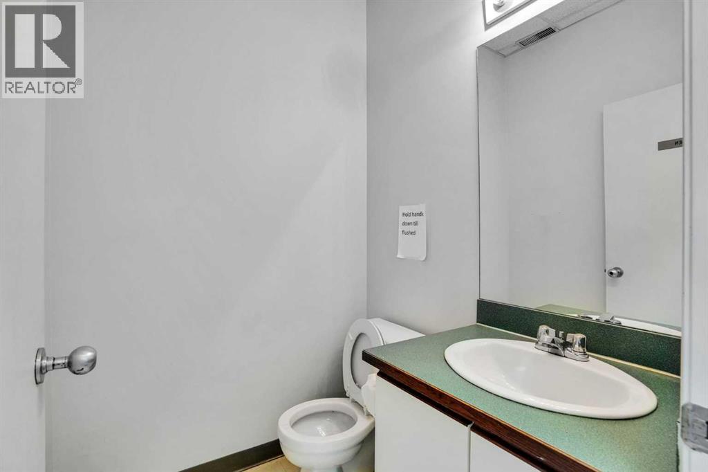 123 123 Avenue SW, Calgary, Alberta  T3C 0M6 - Photo 24 - A2319887