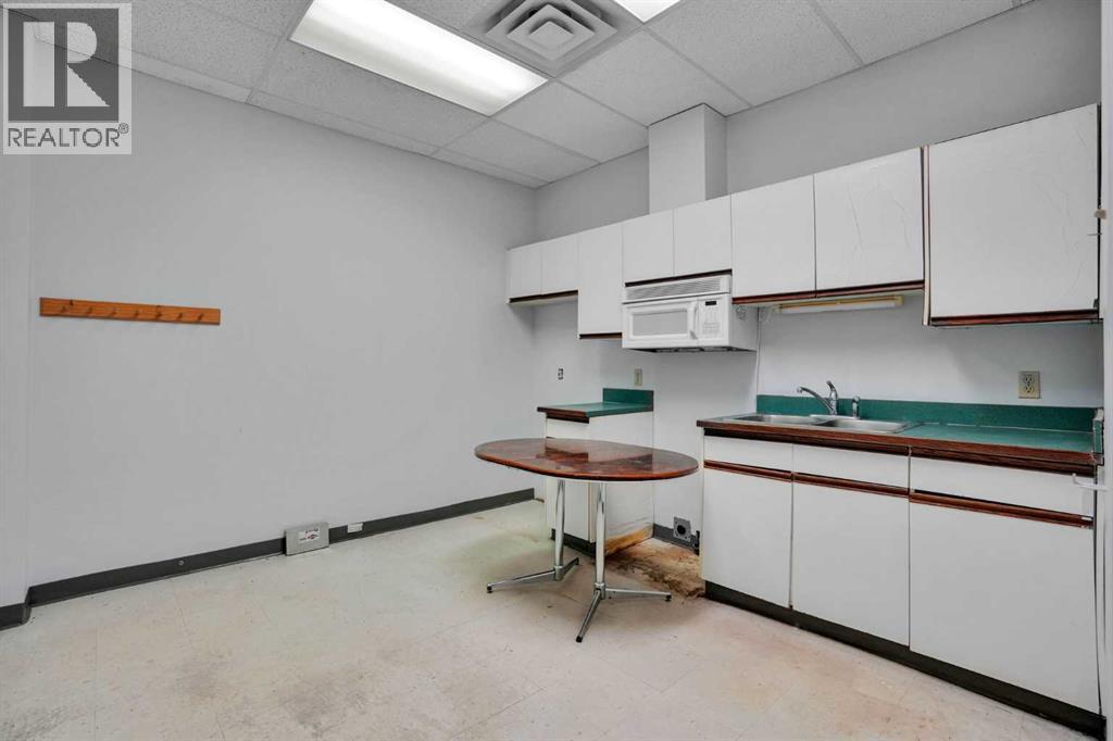 123 123 Avenue SW, Calgary, Alberta  T3C 0M6 - Photo 26 - A2319887