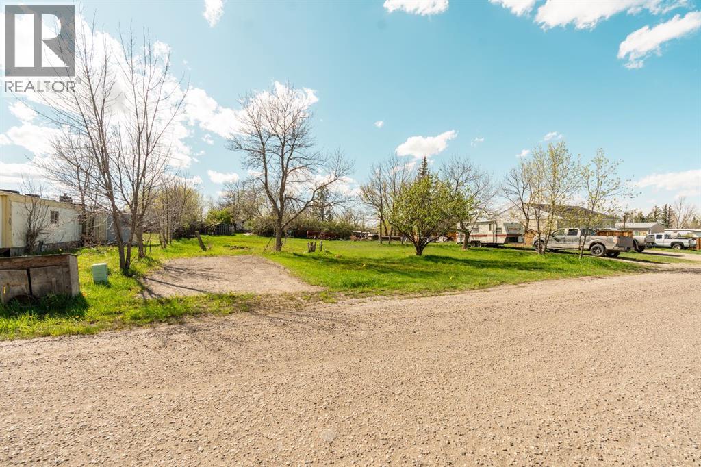 837 2 Street E, Cardston, Alberta  T0K 0K0 - Photo 13 - A2310459