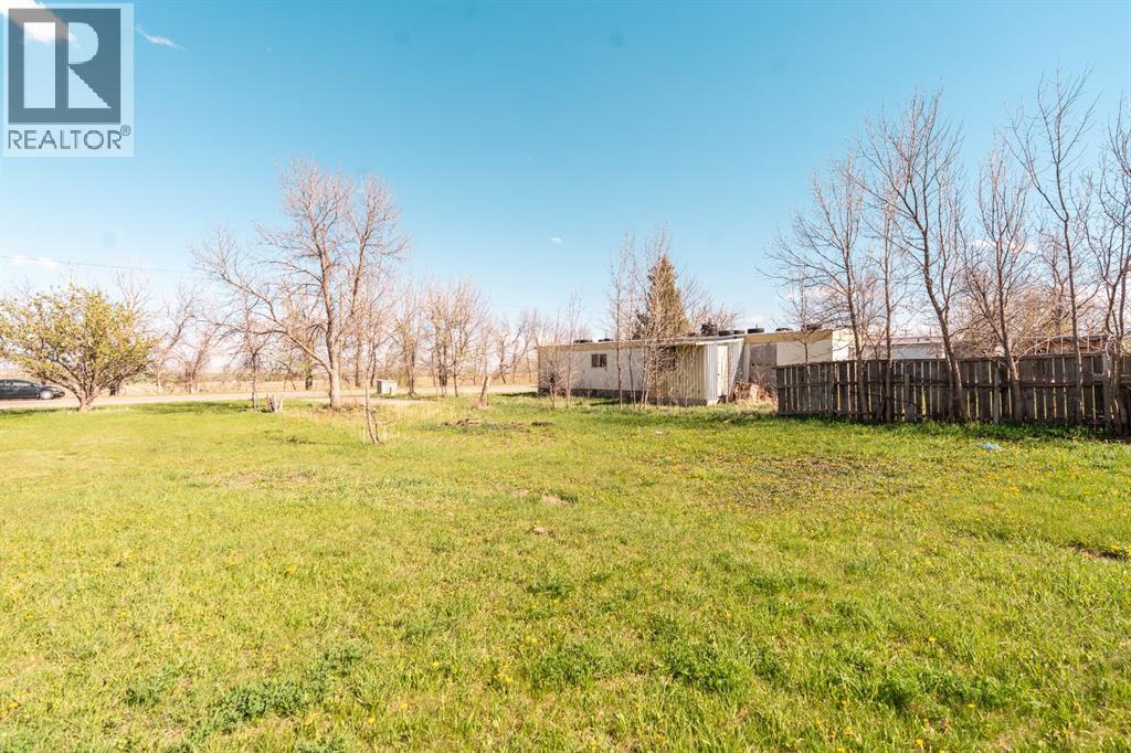837 2 Street E, Cardston, Alberta  T0K 0K0 - Photo 17 - A2310459