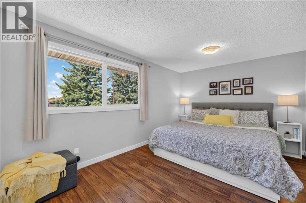 39 Midridge Gardens SE, Calgary, Alberta  T2X 1C4 - Photo 17 - A2333974