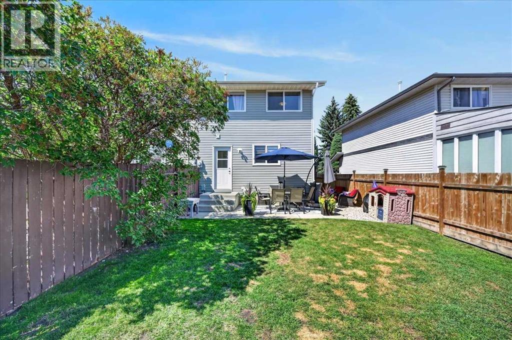 39 Midridge Gardens SE, Calgary, Alberta  T2X 1C4 - Photo 30 - A2333974