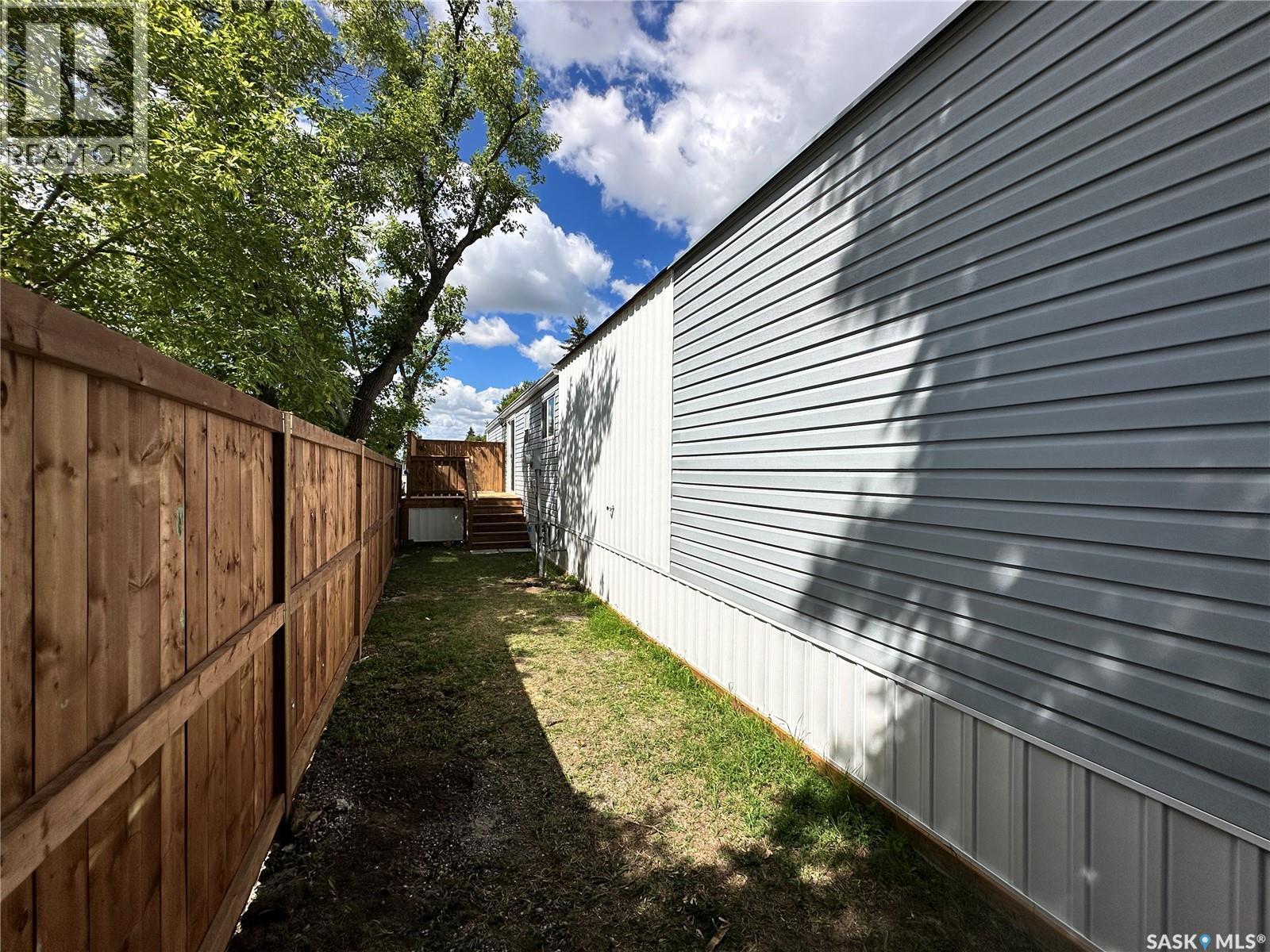 19 1035 Boychuk Drive, Saskatoon, Saskatchewan  S7H 5B2 - Photo 42 - SK044503