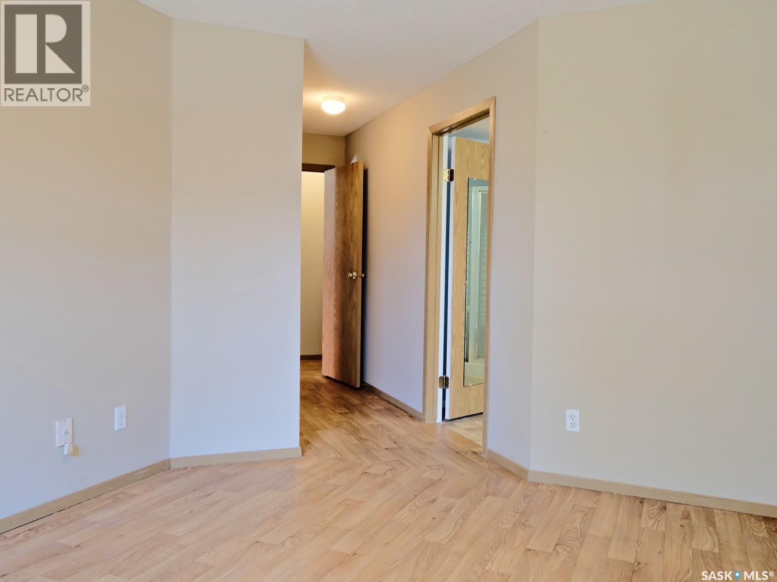 101 114 Third Avenue E, Rosetown, Saskatchewan  S0L 2V0 - Photo 14 - SK044229