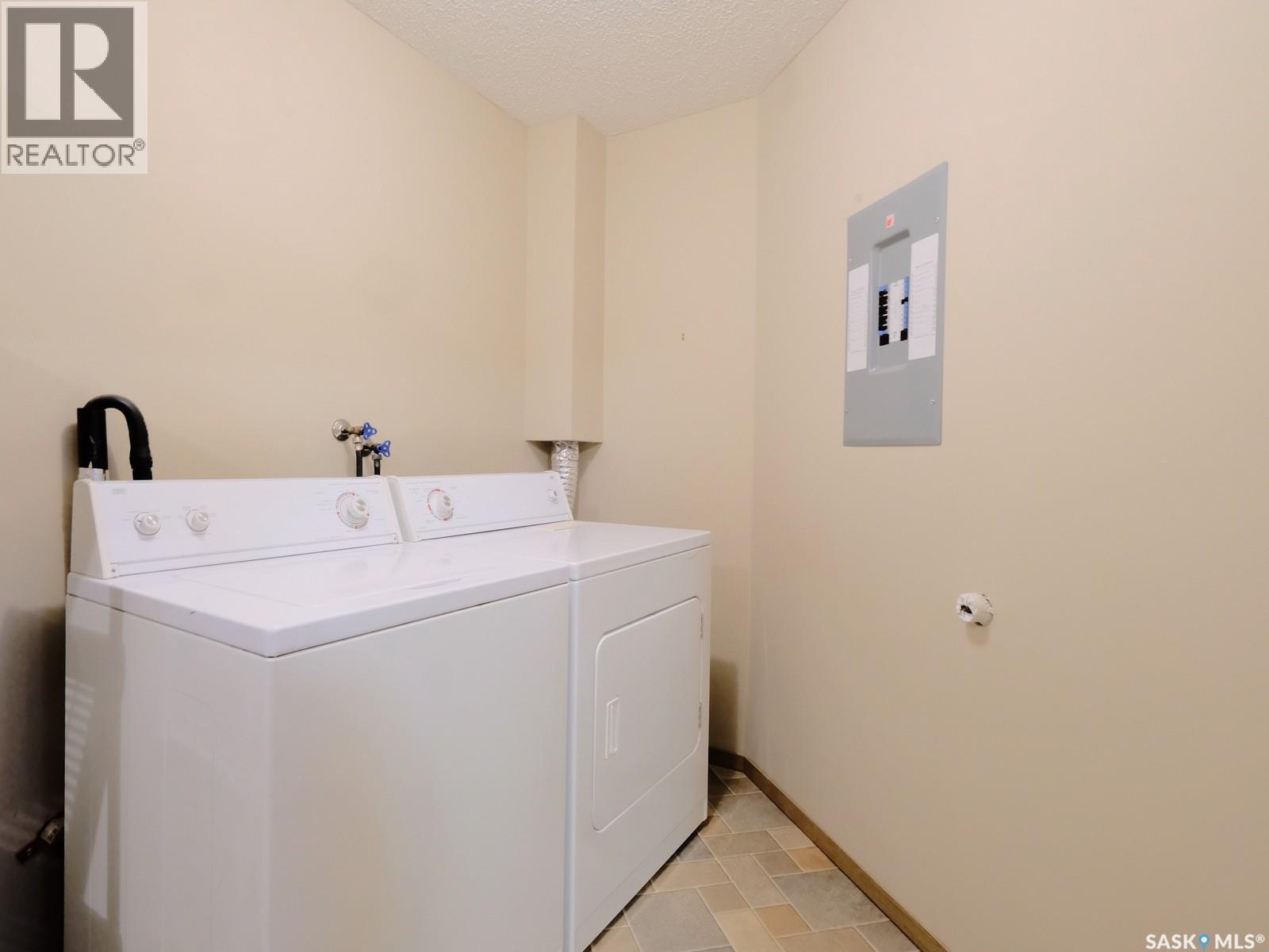 101 114 Third Avenue E, Rosetown, Saskatchewan  S0L 2V0 - Photo 8 - SK044229