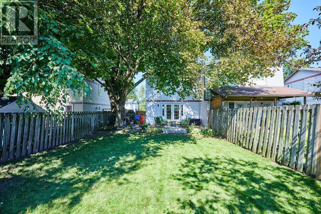 831 Gentry Crescent, Oshawa, Ontario  L1K 1L6 - Photo 5 - E13640470