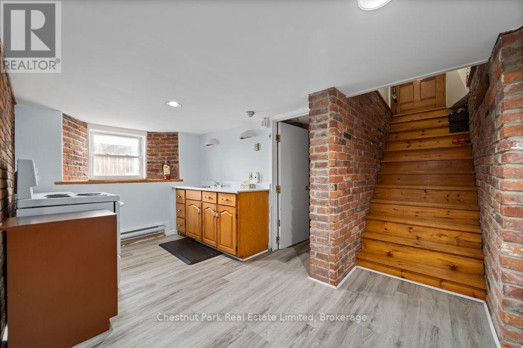 71 Queen Street, Prince Edward County, Ontario  K0K 2T0 - Photo 38 - X13473390