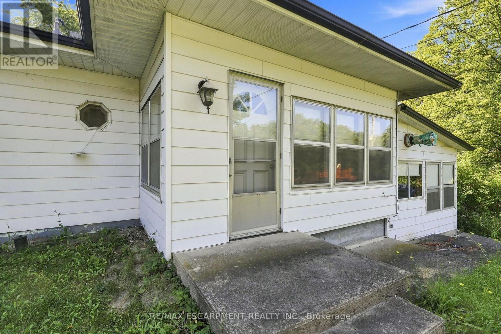 698 York Road, Hamilton, Ontario  L9H 5X1 - Photo 7 - X13640910