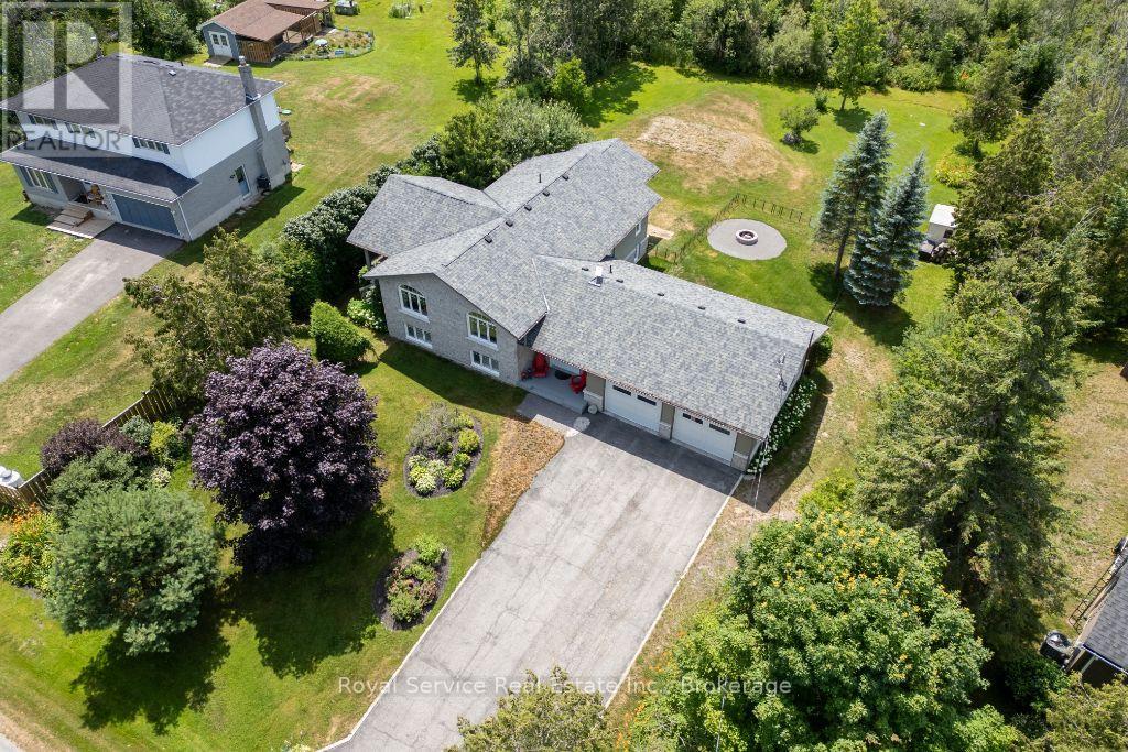 821 KIMBERLY DRIVE, Selwyn, Ontario