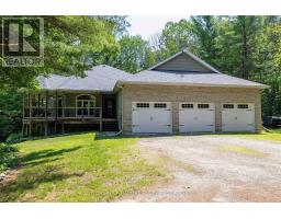 139 COUNTRY WOODS DRIVE, Frontenac, Ontario