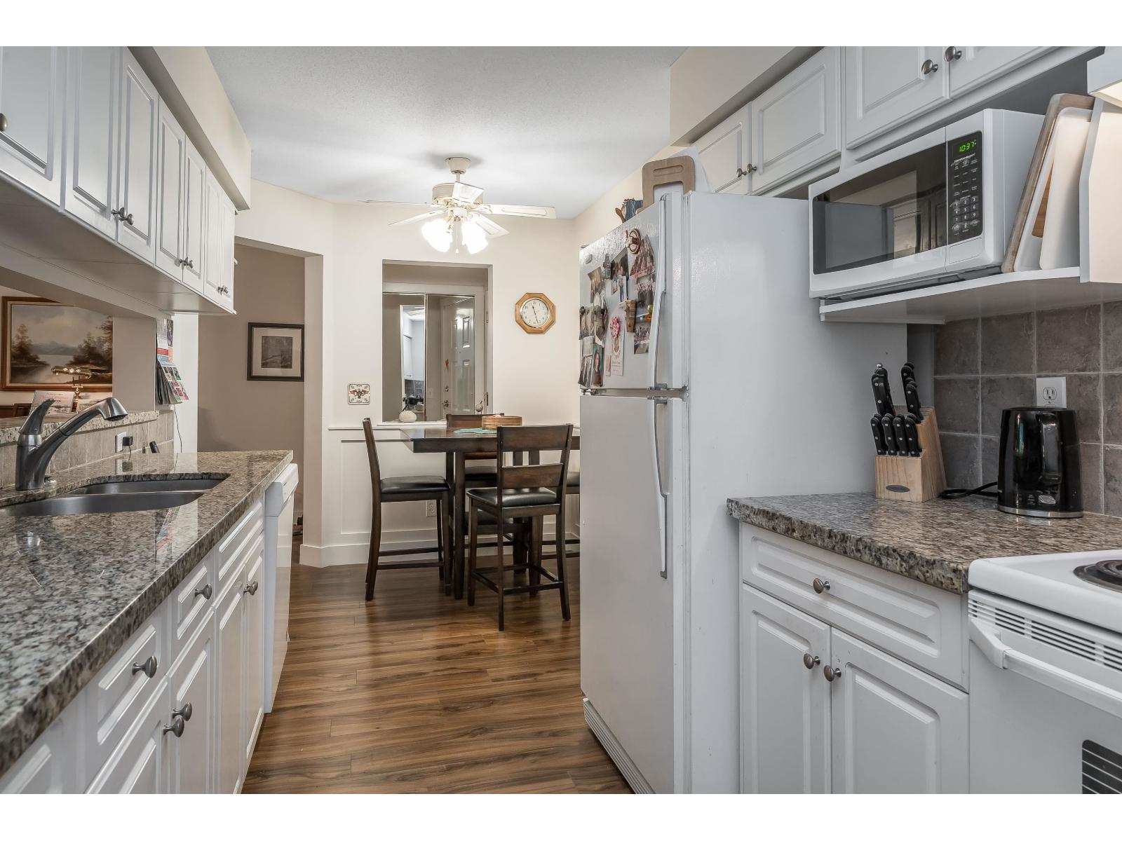 207 13860 70 Avenue, Surrey, British Columbia  V3W 0S1 - Photo 11 - R3150590