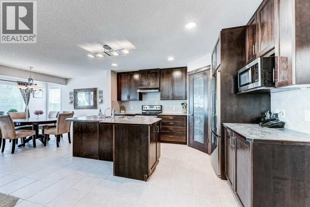 11 Cranfield Link SE, Calgary, Alberta  T3M 1H9 - Photo 4 - A2326967