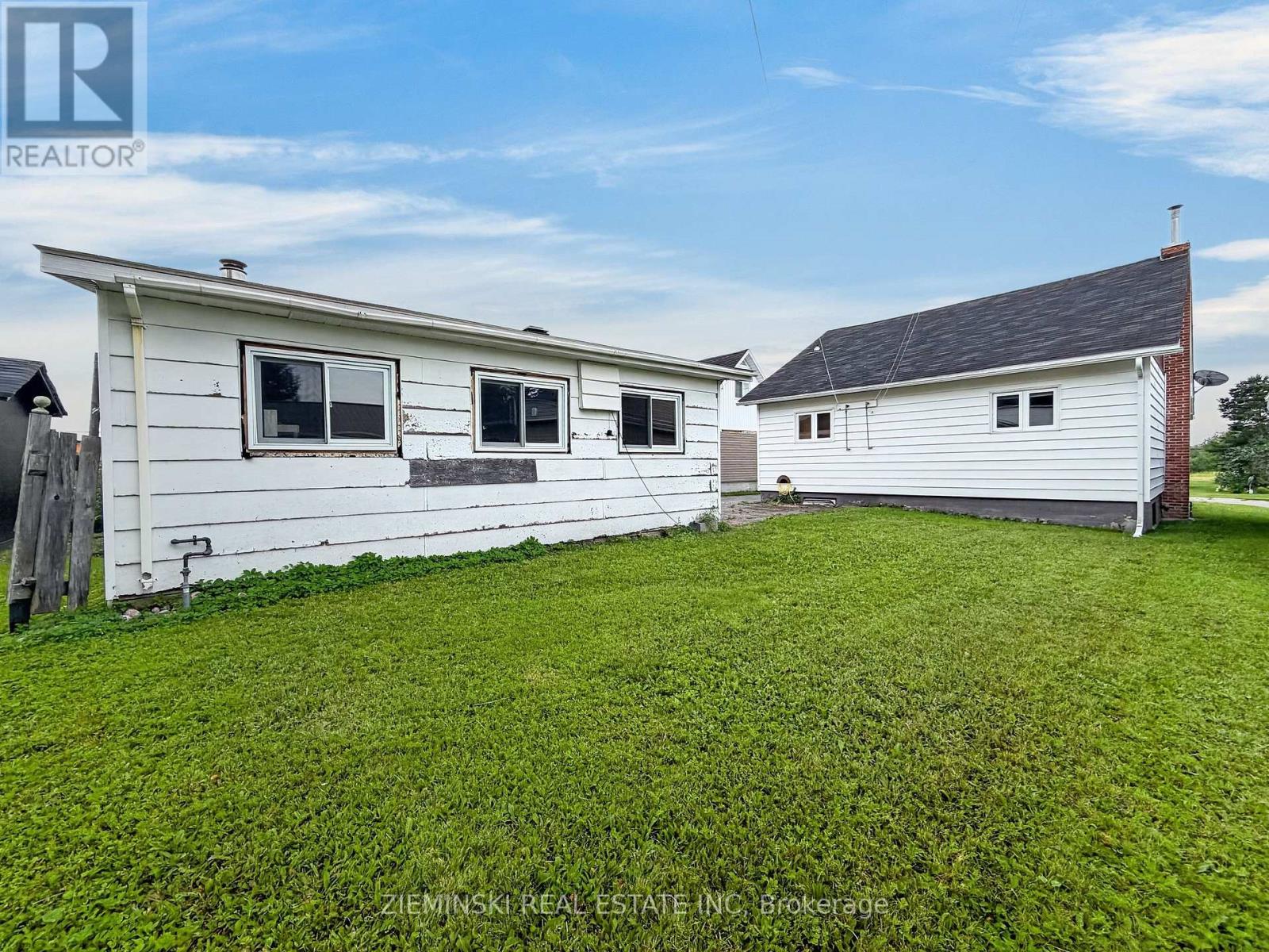 208 Marion Street, Iroquois Falls, Ontario  P0K 1G0 - Photo 34 - T13641360