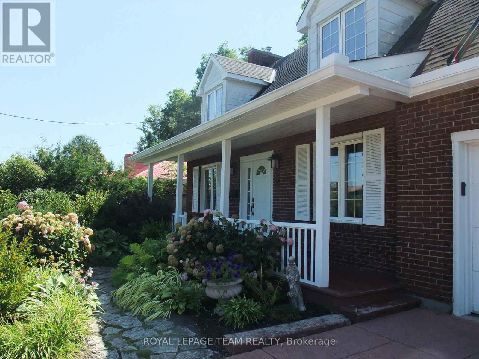 32 Gary Crescent, Arnprior, Ontario  K7S 2R3 - Photo 2 - X13641312
