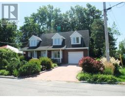 32 GARY CRESCENT, Arnprior, Ontario