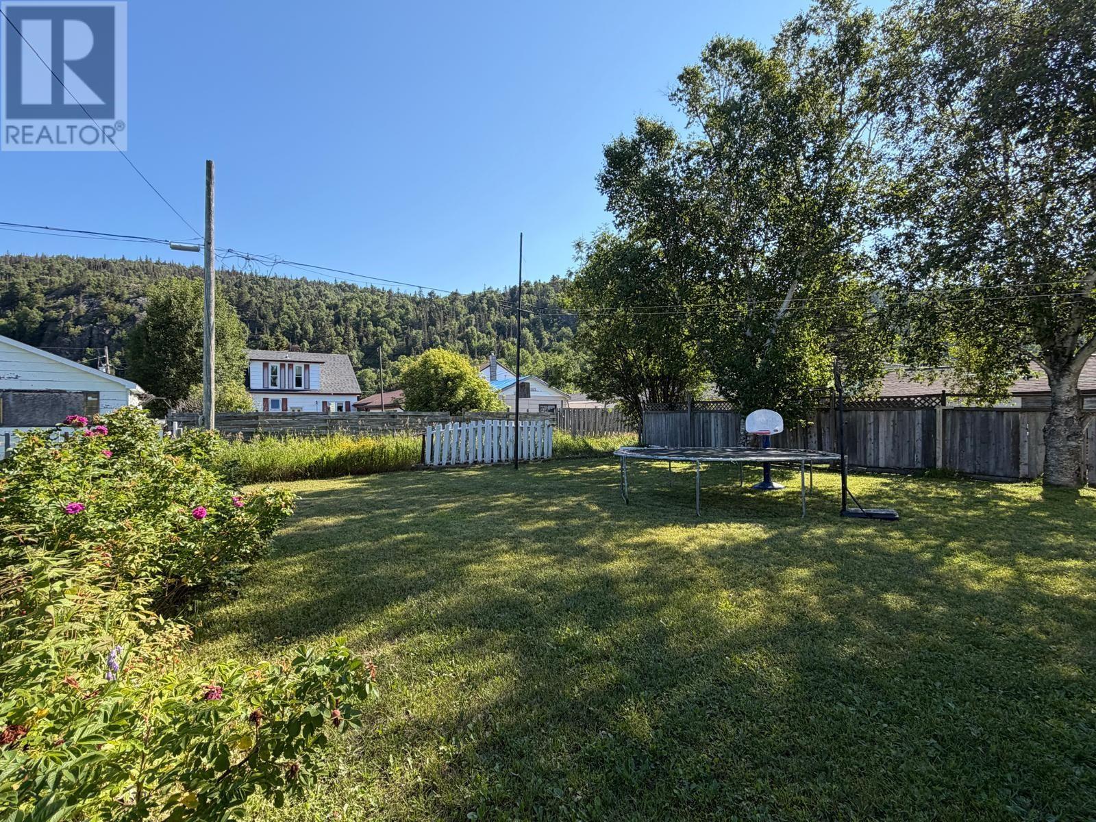 109 Ontario St, Schreiber, Ontario  P0T 2S0 - Photo 6 - TB2602239