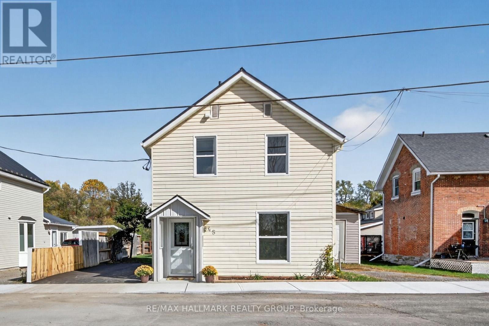 45 CARLETON STREET, Mississippi Mills, Ontario