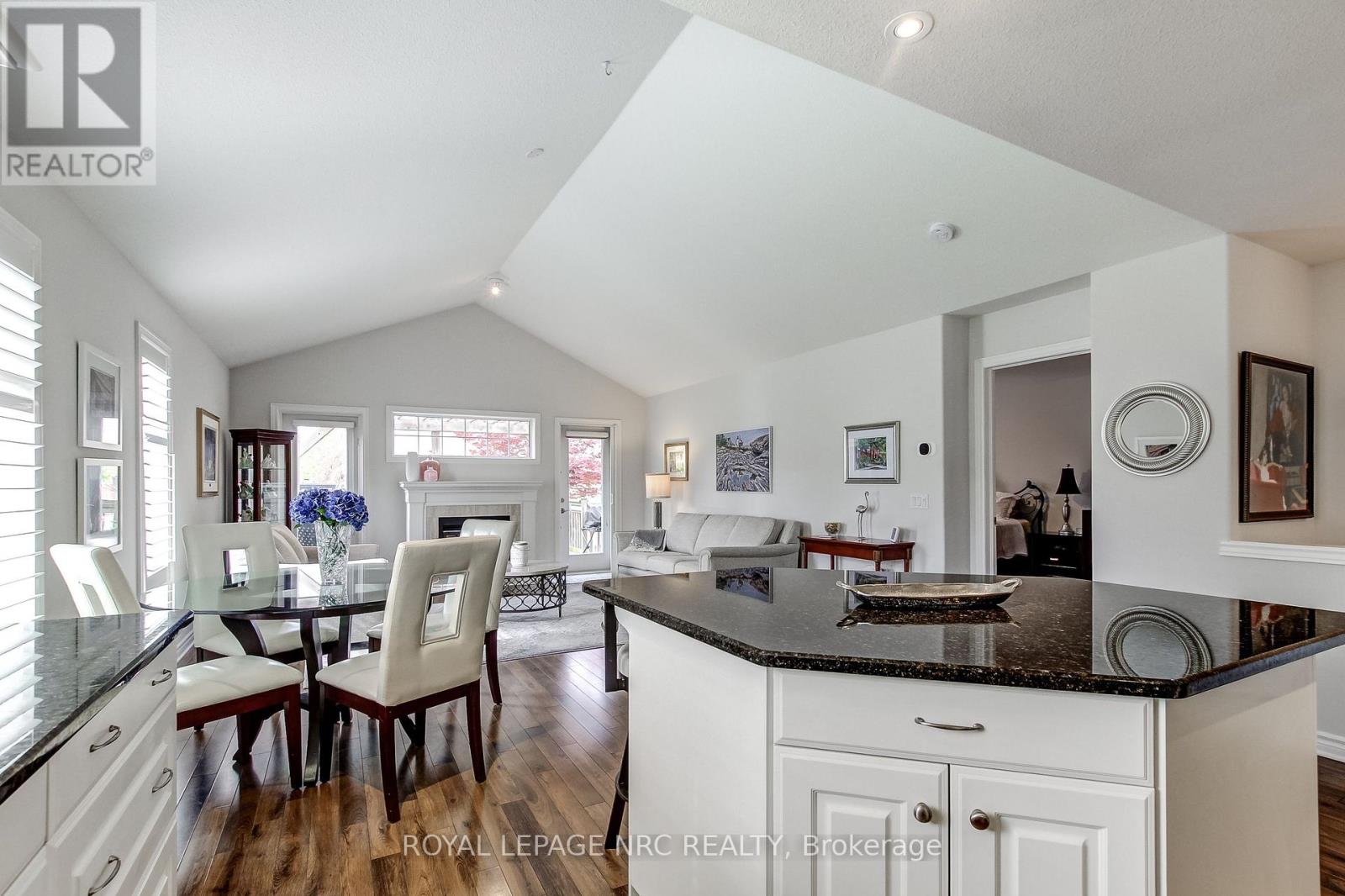 5 Rose Glen Crescent, Niagara-On-The-Lake, Ontario  L0S 1J0 - Photo 13 - X13641358