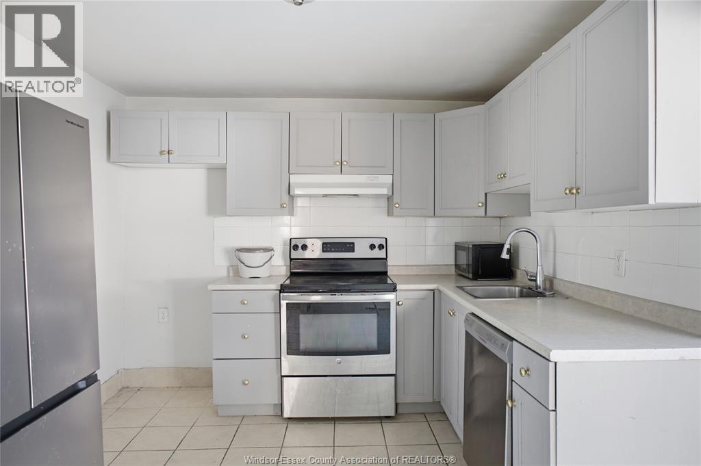 977 Gladstone, Windsor, Ontario  N9A 2R5 - Photo 13 - 26018964