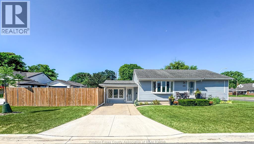 805 Matthew Brady, Windsor, Ontario N8S 3J7 - Photo 1 - 26018319