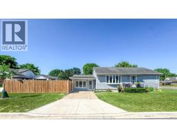 805 MATTHEW BRADY, Windsor, Ontario
