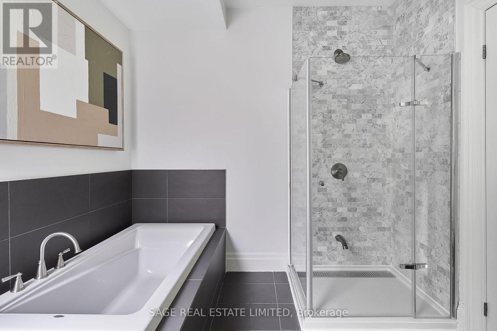 115 Gore Vale Avenue, Toronto, Ontario  M6J 2R5 - Photo 16 - C13641354