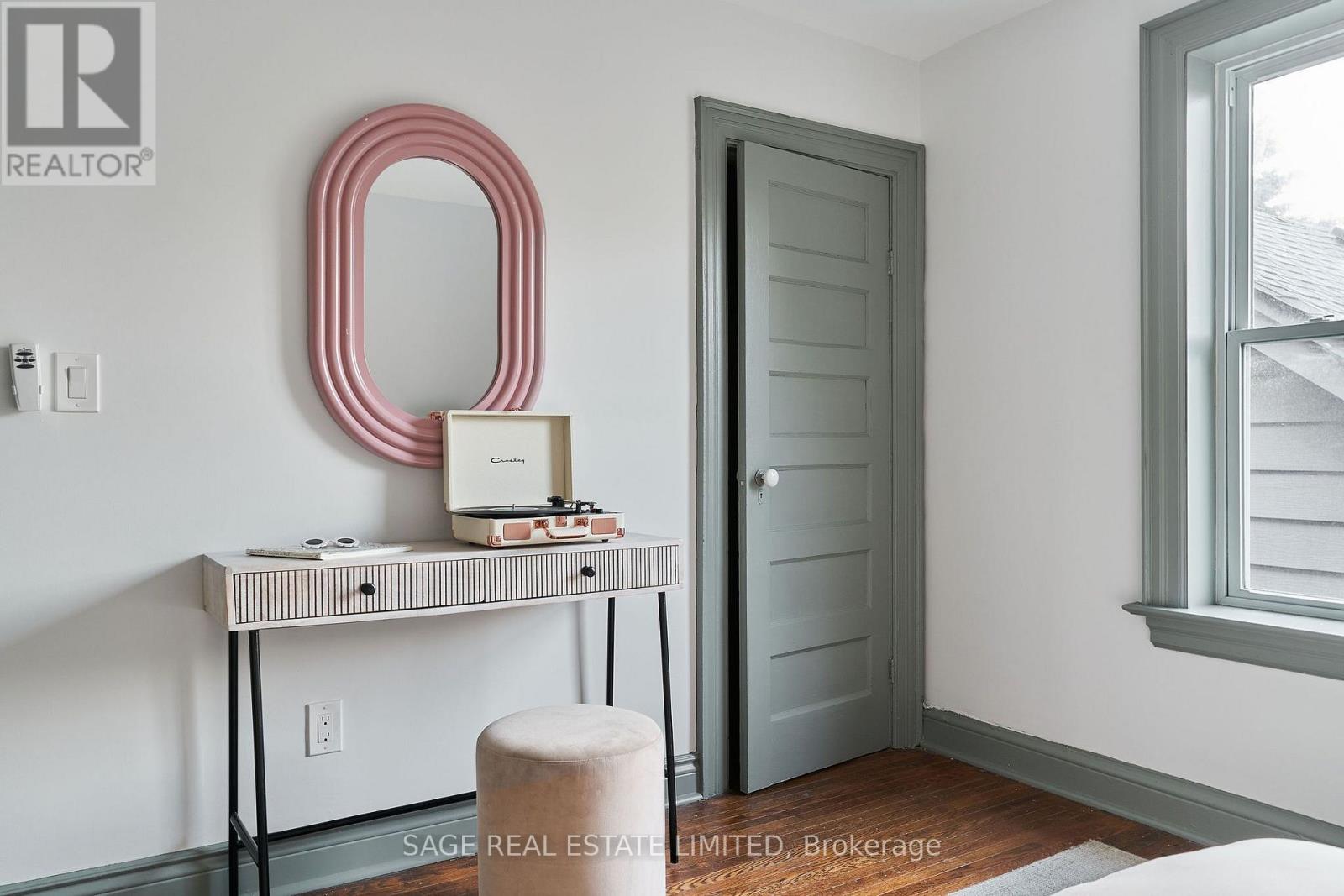115 Gore Vale Avenue, Toronto, Ontario  M6J 2R5 - Photo 22 - C13641354