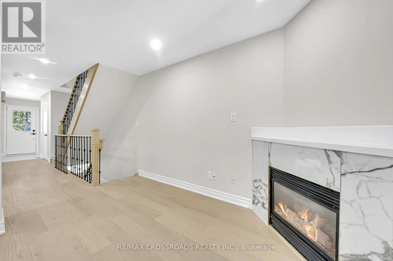 321 Sparrow Circle, Pickering, Ontario  L1V 6Y3 - Photo 13 - E13641142
