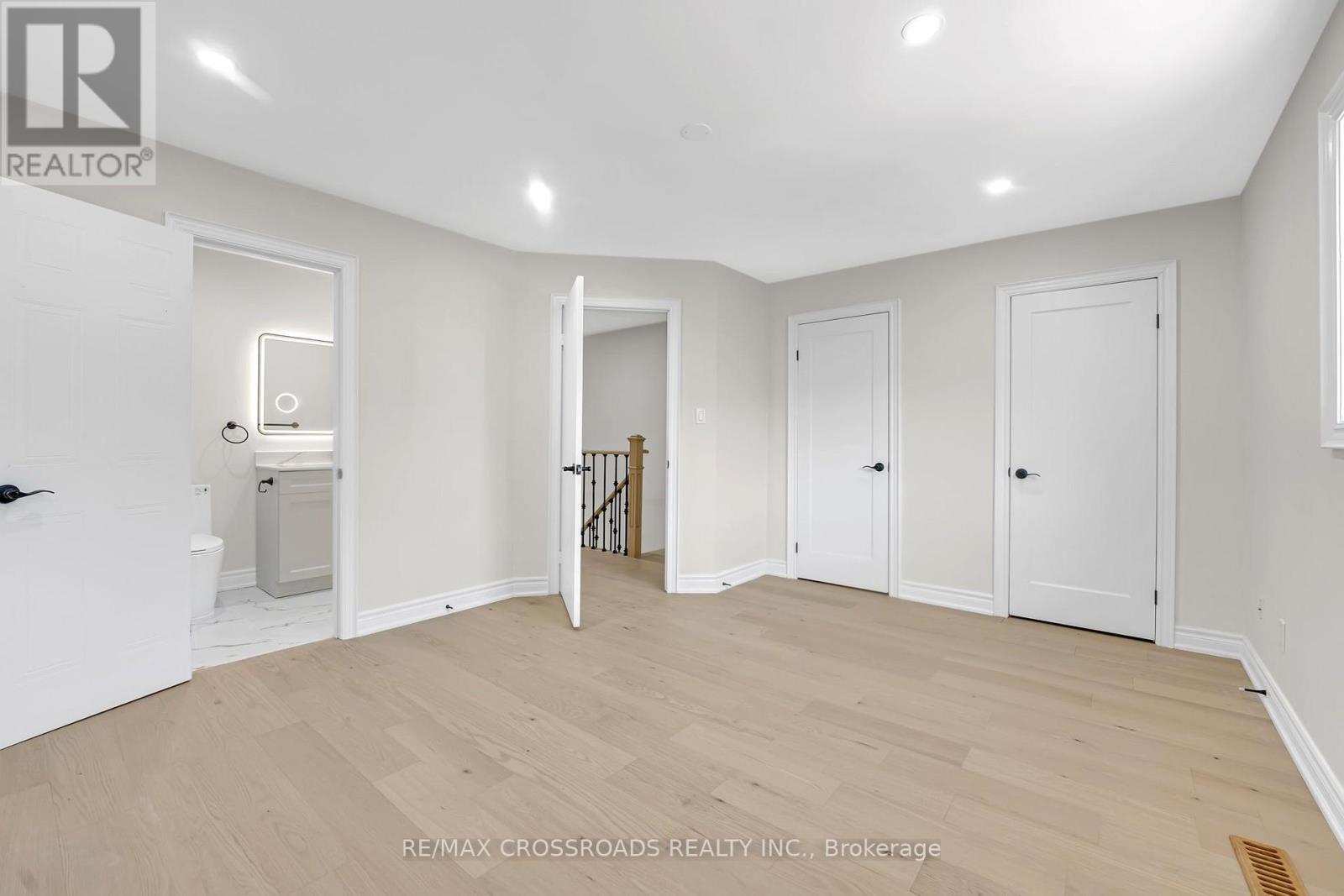 321 Sparrow Circle, Pickering, Ontario  L1V 6Y3 - Photo 18 - E13641142