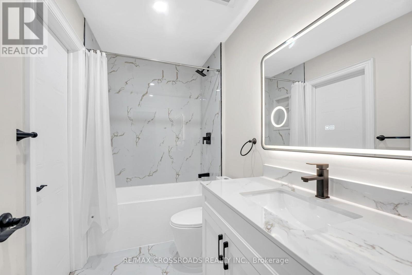 321 Sparrow Circle, Pickering, Ontario  L1V 6Y3 - Photo 21 - E13641142