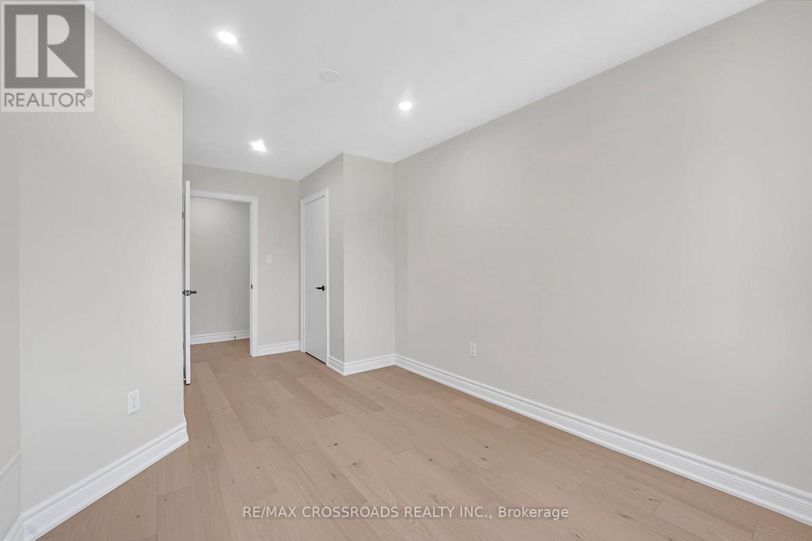 321 Sparrow Circle, Pickering, Ontario  L1V 6Y3 - Photo 29 - E13641142