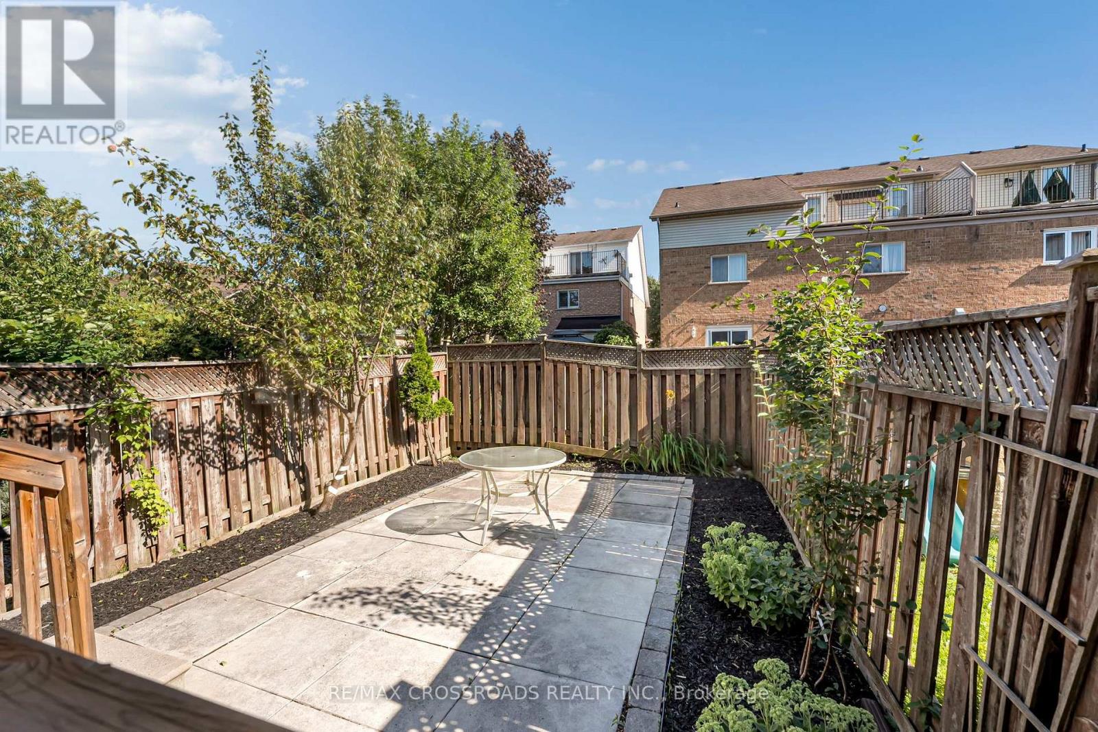 321 Sparrow Circle, Pickering, Ontario  L1V 6Y3 - Photo 39 - E13641142