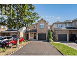 321 SPARROW CIRCLE, Pickering, Ontario