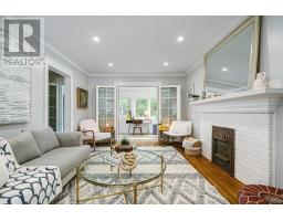 212 LAWLOR AVENUE, Toronto, Ontario