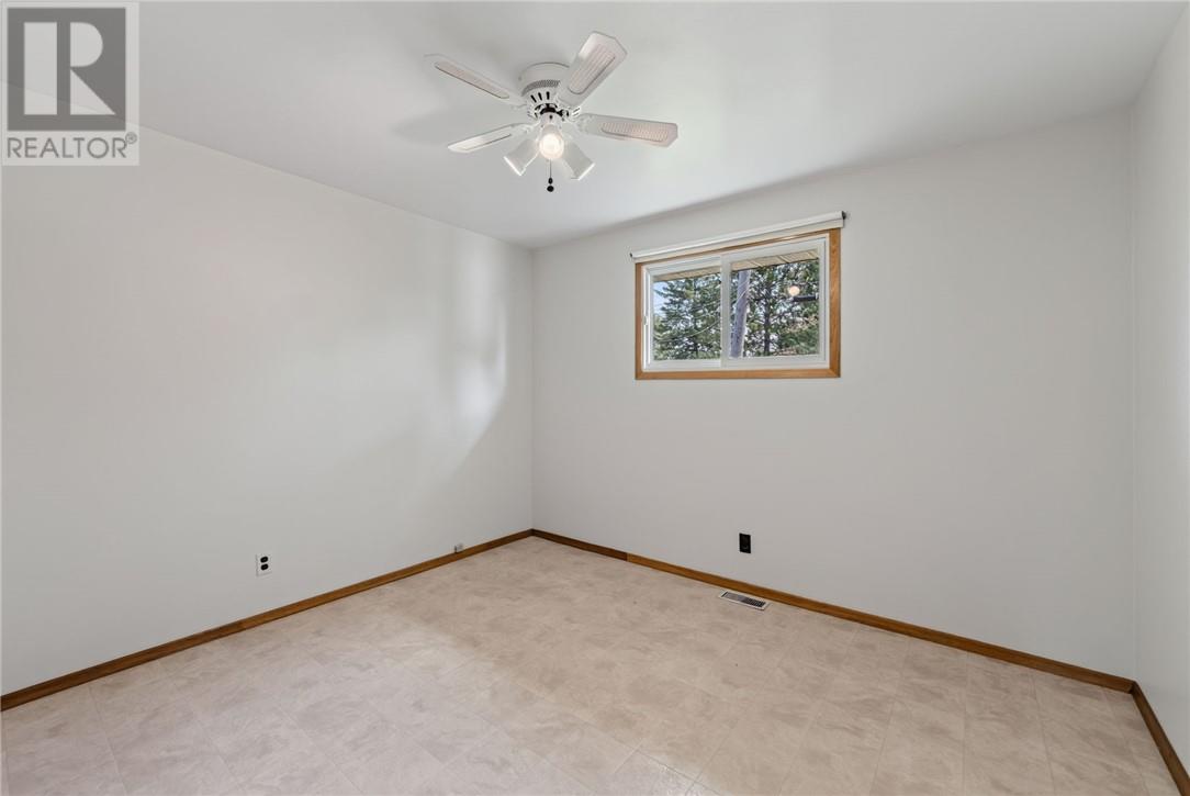 2525 Fournier Drive, Val Caron, Ontario  P3N 1K9 - Photo 28 - 2129606
