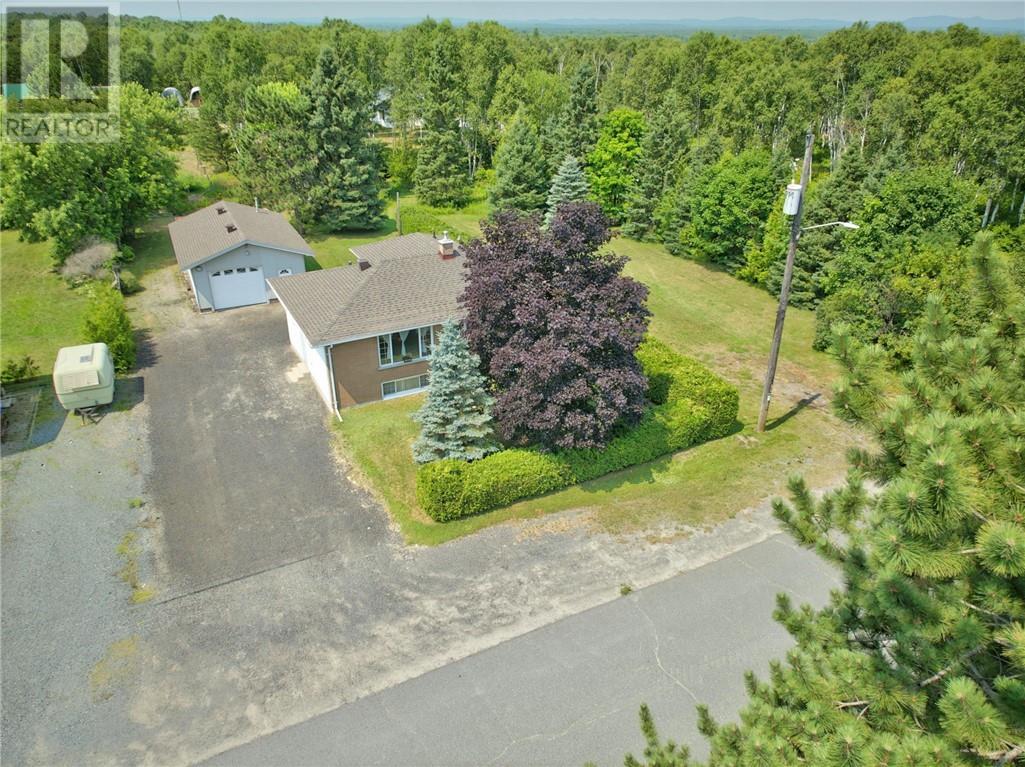 2525 Fournier Drive, Val Caron, Ontario  P3N 1K9 - Photo 5 - 2129606