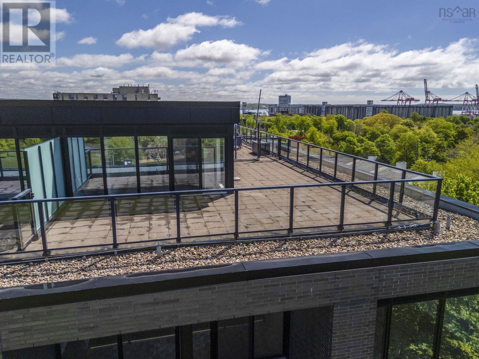 815 1048 Wellington Street, Halifax, Nova Scotia
