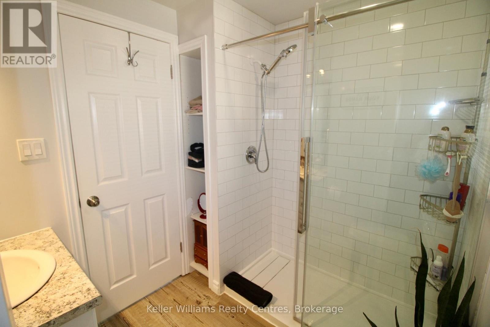 445 11th Street, Hanover, Ontario  N4N 1S8 - Photo 13 - X13641154