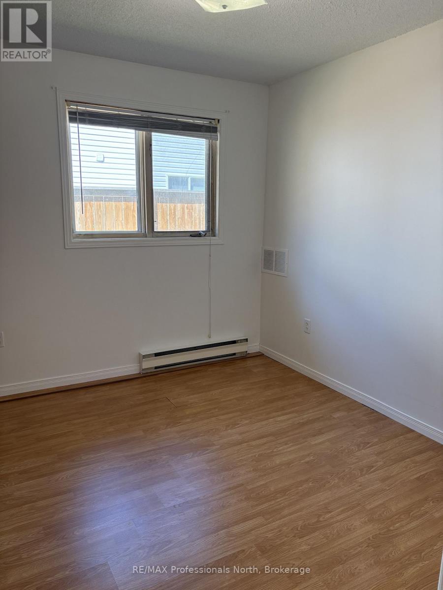 4 North Street N, Bracebridge, Ontario  P1L 1C4 - Photo 12 - X13641302