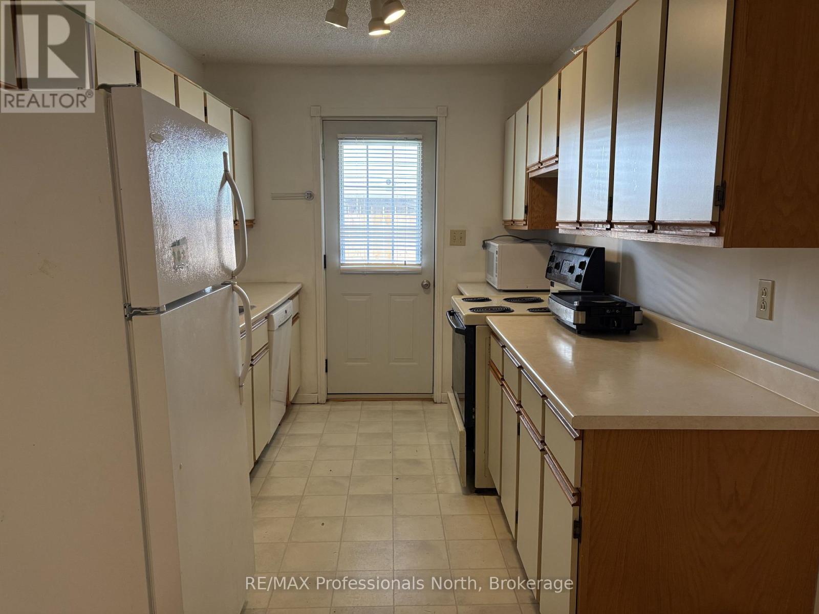 4 North Street N, Bracebridge, Ontario  P1L 1C4 - Photo 7 - X13641302