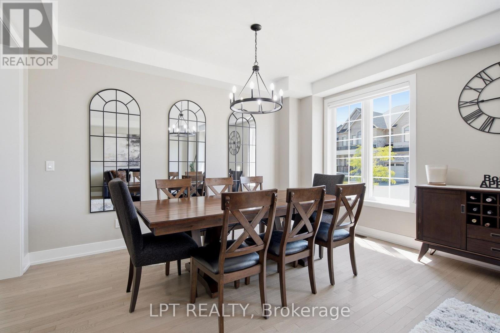 55 Marlene Johnston Drive, East Gwillimbury, Ontario  L9N 0W8 - Photo 5 - N13641158