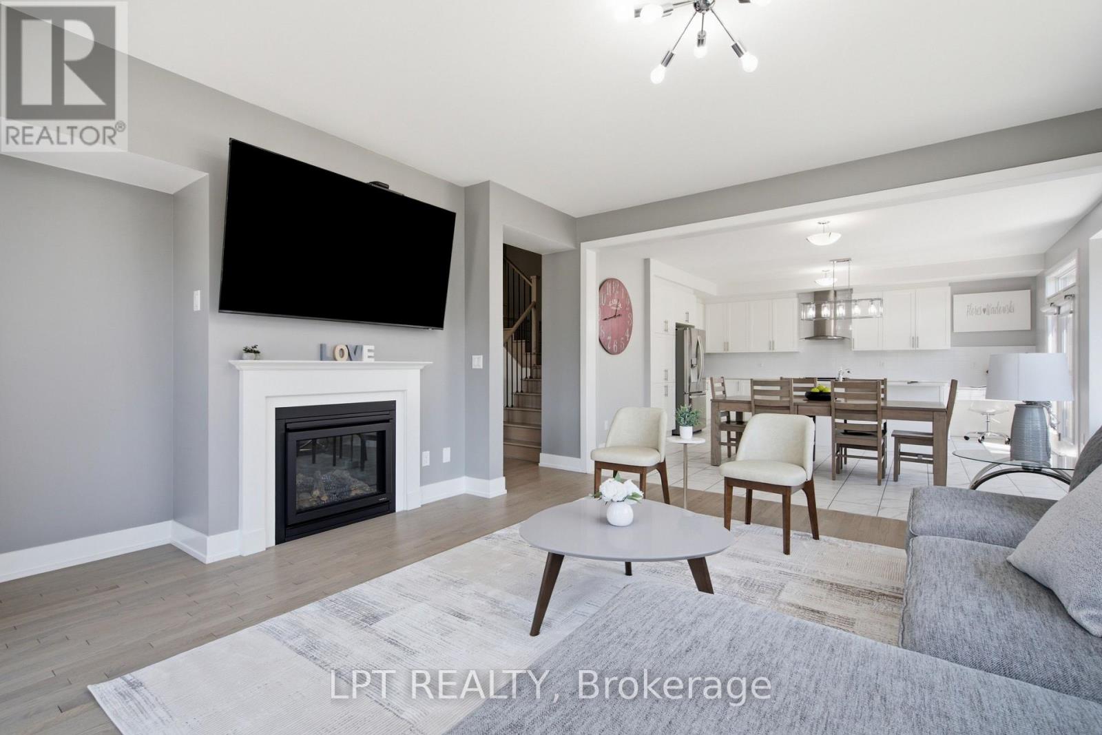 55 Marlene Johnston Drive, East Gwillimbury, Ontario  L9N 0W8 - Photo 7 - N13641158