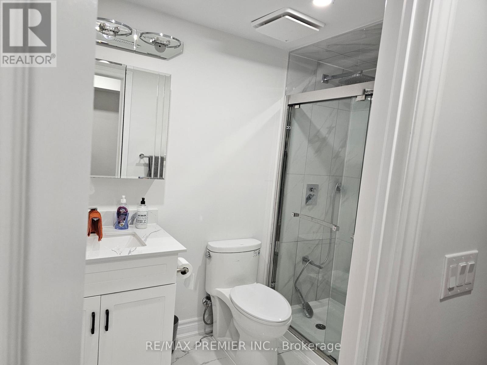 B - Basement - 16 Vineyard Court, Vaughan, Ontario  L4L 5M3 - Photo 20 - N13641202