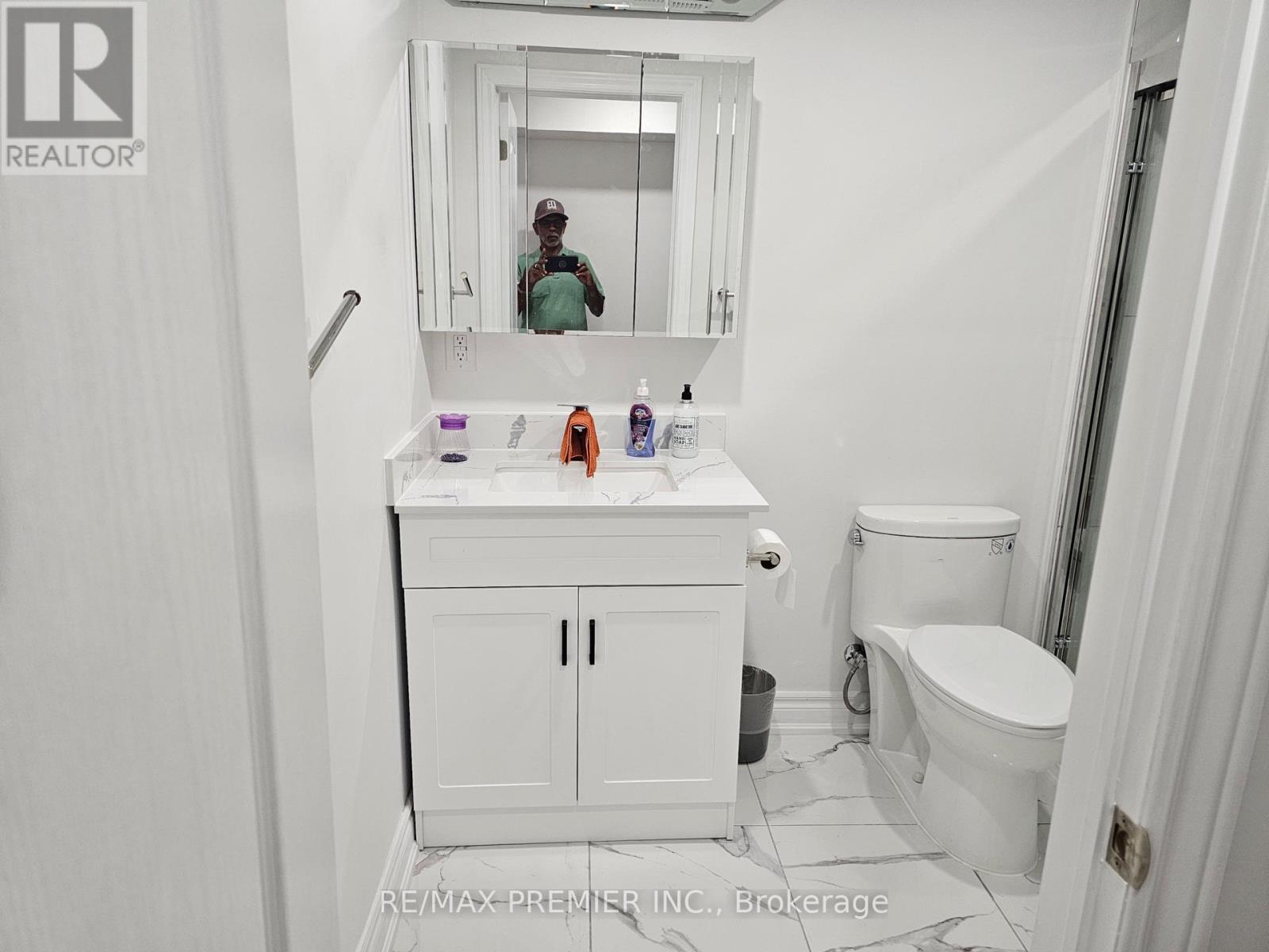 B - Basement - 16 Vineyard Court, Vaughan, Ontario  L4L 5M3 - Photo 23 - N13641202
