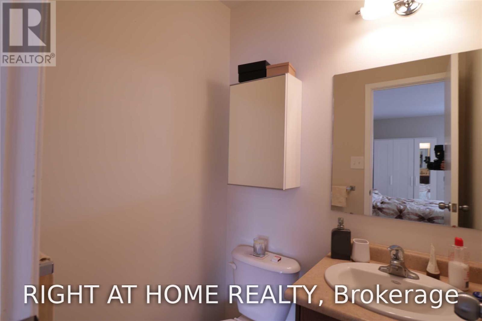 29 New Port Way, Markham, Ontario  L3T 5G3 - Photo 11 - N13641220