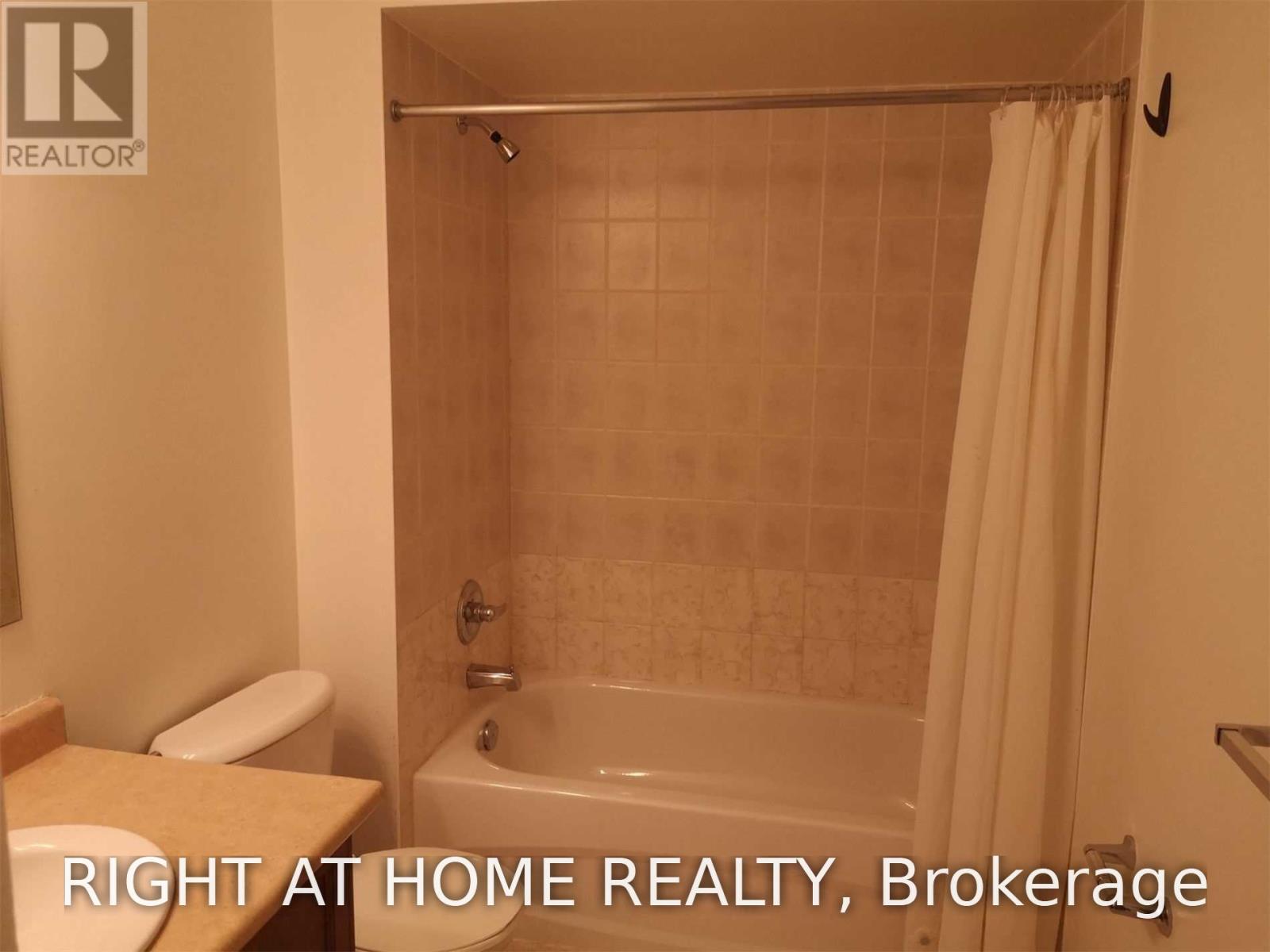 29 New Port Way, Markham, Ontario  L3T 5G3 - Photo 12 - N13641220
