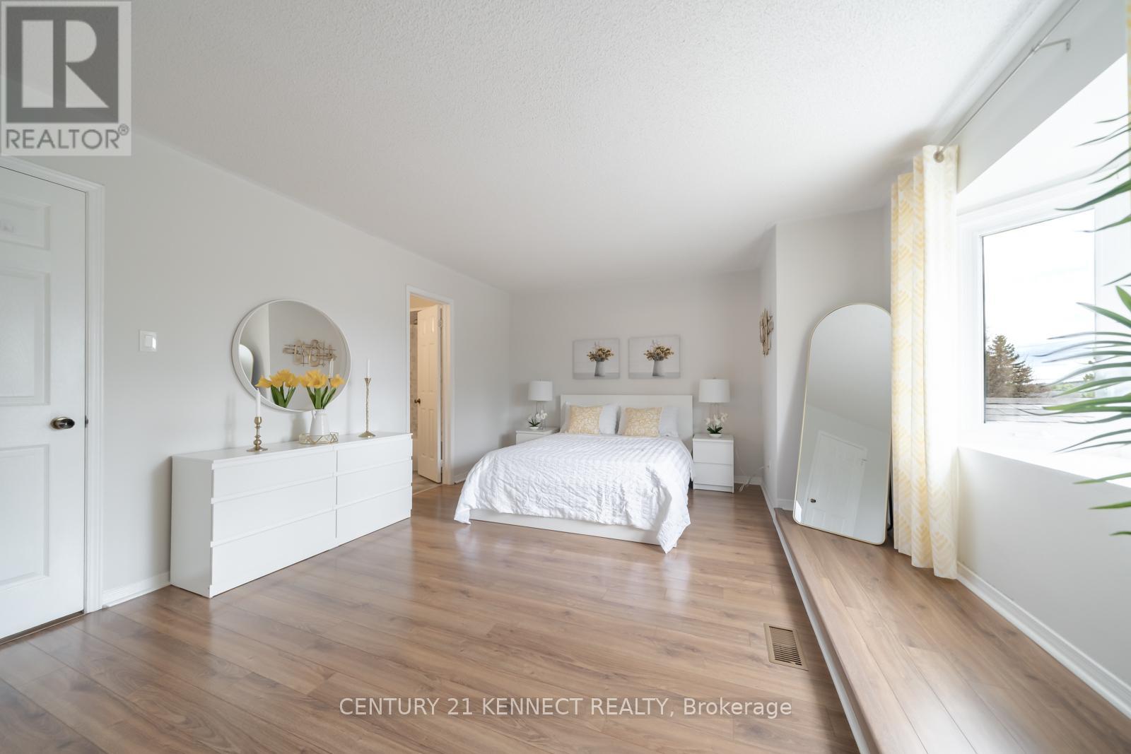 805 Playter Crescent, Newmarket, Ontario  L3X 1W7 - Photo 24 - N13641232