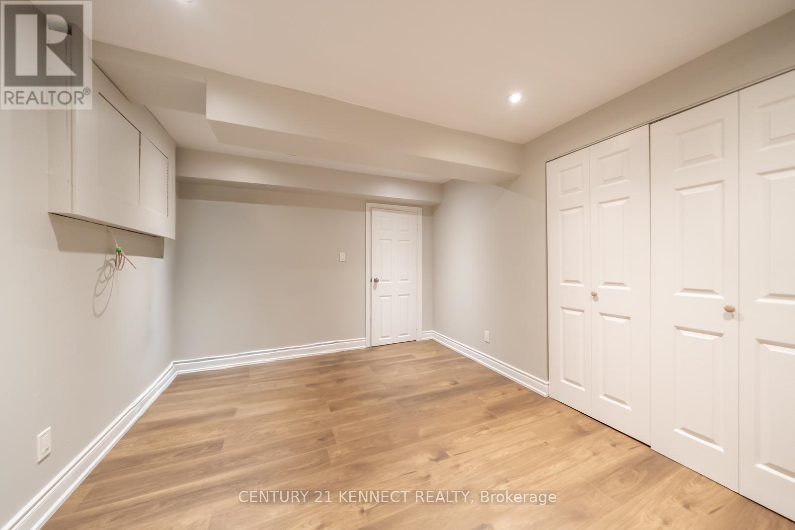 805 Playter Crescent, Newmarket, Ontario  L3X 1W7 - Photo 39 - N13641232