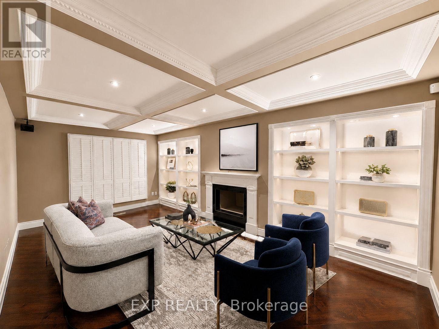 17 Heath Street, Richmond Hill, Ontario  L4B 2B6 - Photo 7 - N13641262