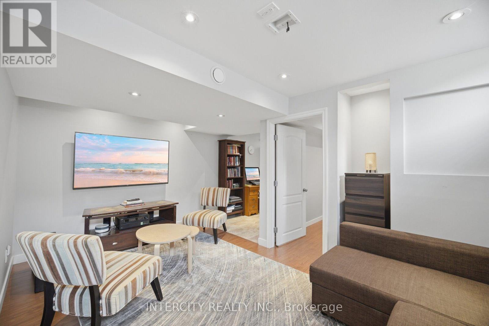 64 Coranto Way, Vaughan, Ontario  L4H 3L9 - Photo 12 - N13641286